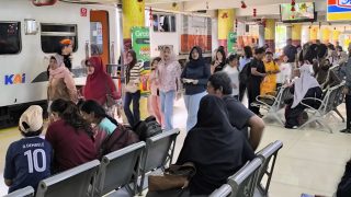 Tiket Kereta Api Libur Tahun Baru 2026 di Sumut Kian Menipis, Tersisa 14.613 Kursi