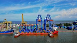 PT Pelindo Terminal Petikemas Tambah Enam Alat Bongkar Muat di Terminal Belawan, Perkuat Kapasitas Operasional