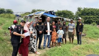 Di Balik Gubuk Reot, Harapan Kembali Menyala: GRIB Jaya Kota Medan Bantu Dua Anak Junaidi Kembali Bersekolah