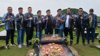HUT ke-57 IPK, Sartoto Barus Pimpin Ziarah ke Makam Pendiri IPK Olo Panggabean