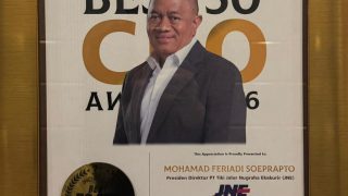 Feriadi Soeprapto Raih Indonesia Best 50 CEO Awards 2026, Bukti Kepemimpinan Inspiratif di JNE