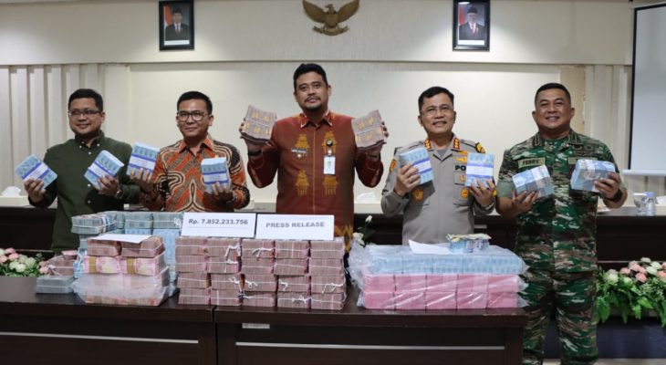 Kapolrestabes Medan Ikuti Press Release Lampu Pocong di Kejari Medan