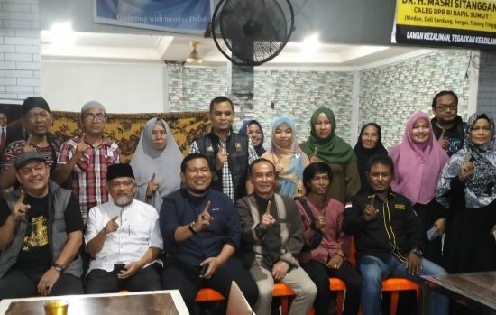 Calon Anggota Legislatif Partai Ummat Gelar Bakti Sosial di kota Medan