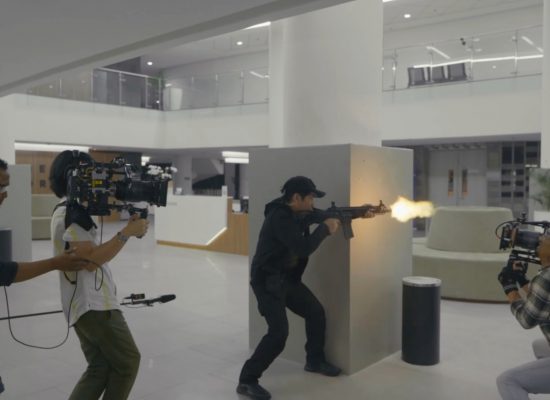 Epic! Gun Battle dalam Gedung Perkantoran Jadi Adegan Paling Rumit Film “13 Bom di Jakarta”