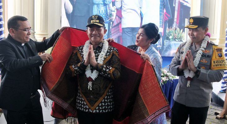 Hadiri Ibadah Syukuran Awal Tahun HKBP, Pj Gubernur Sumut Ajak Sukseskan Pemilu 2024