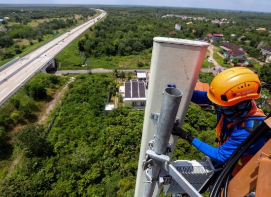 Trafik Data XL Axiata Naik 15% Pada Liburan Natal dan Tahun Baru 2024