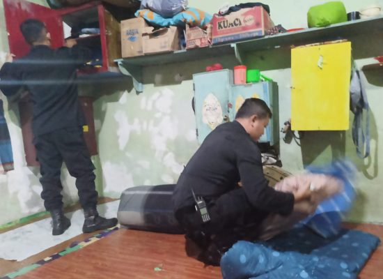 Ka KPLP dan Rupam Rajawali Lakukan Pengeledahan Insidentil di Blok Hunian Lapas Narkotika Kelas II Pematang Siantar