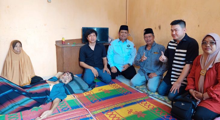 Kampanye tidak Membatasi Sang Pejuang Duafa Membantu Orang yang Membutuhkan