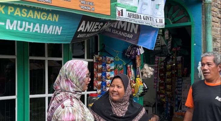 Caleg DPRD Kota Medan  Partai Kebangkitan Bangsa Dapil V Afrida Ginting  SH Blusukan Sapa Warga