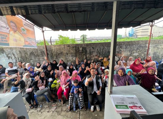 Temui Warga Kedai Durian, Caleg Novandi Nasty Sandya, SM Sosialisasi kan BPJS Kesehatan