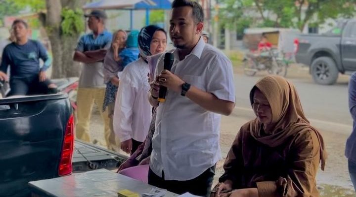 Masyarakat Menghadiri Sosialisasi Caleg DPRD Kota Medan Partai Golkar Untuk Program Kesehatan Dan Lingkungan