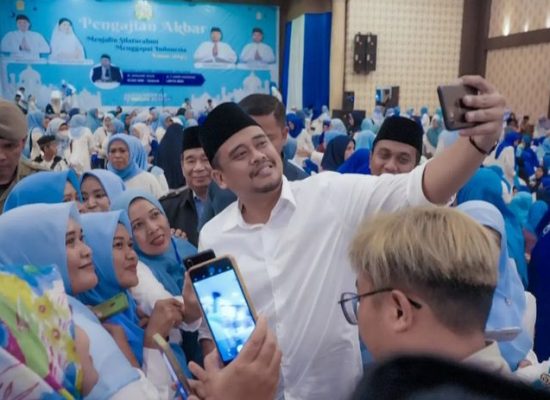 Di Pengajian Akbar Medan Barat dan Helvetia, Bobby Nasution: Siapa Pun yang Terpilih, Medan Harus Tetap Adem, Tak Ada Perpecahan