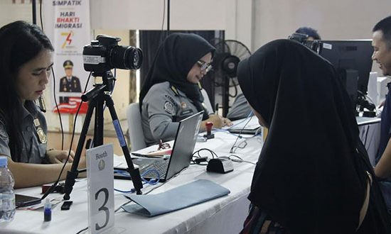 Kolaborasi Kantor Imigrasi Se- Sumatera Utara Layani 740 Pemohon Paspor Simpatik Dalam Rangka Hari Bhakti Imigrasi Ke-74