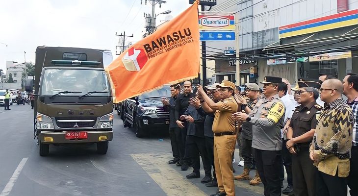 Pj Gubernur bersama Forkopimda Sumut Lepas Tim Patroli Pengawasan dan Penertiban APK
