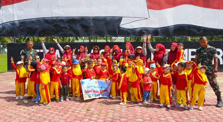 Kunjungan Murid TK Aksara ke Batalyon Infanteri Raider 111/KB