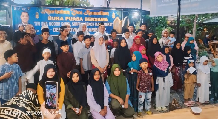 Gelar Buka Puasa Bersama Defri Noval Pasaribu Berbagi Santunan kepada Anak Yatim