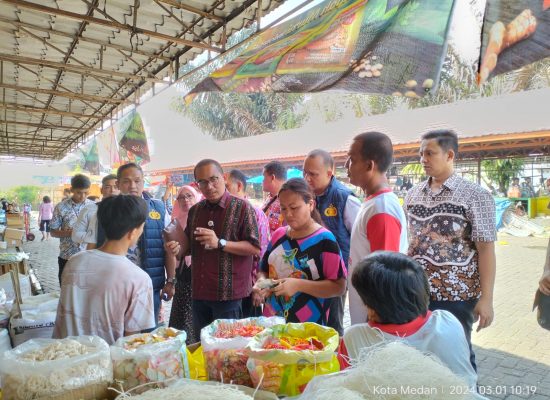 Bersama Satgas Pangan, KPPU Temukan Harga Beras Bulog di Atas HET