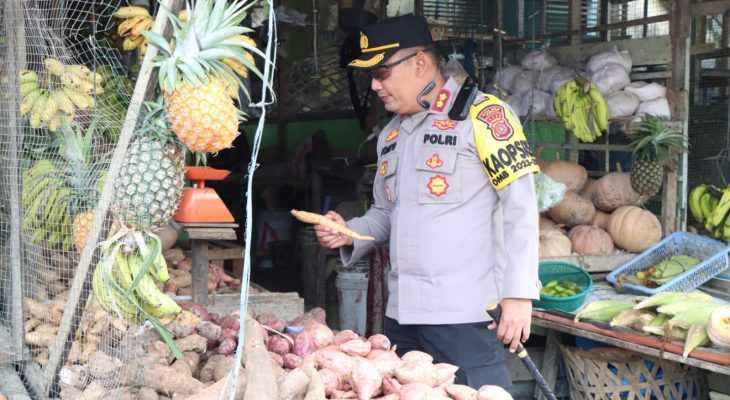 Kapolres Simeulue dan Forkopimda Simeulue Memantau Harga Bahan Pokok Menjelang Bulan Suci Ramadha