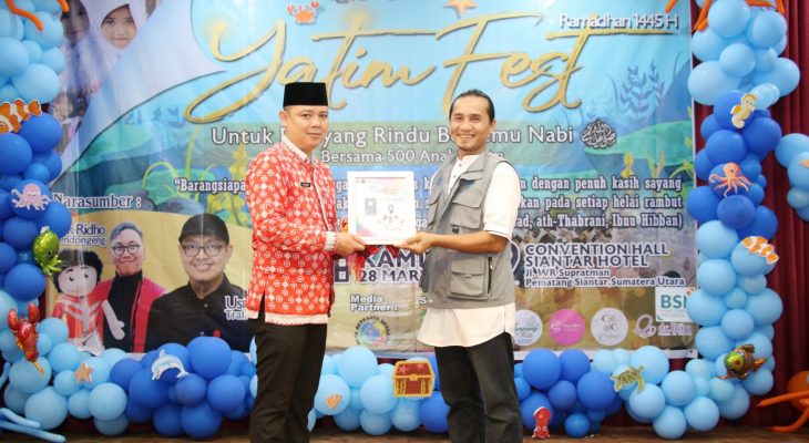 dr Susanti Dinobatkan sebagai Bunda Yatim oleh Yayasan Abdulyatama Indonesia Cabang Kota Pematangsiantar