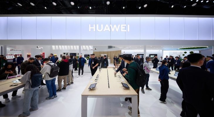 Huawei Membuka Babak Baru dan Pamerkan Rangkaian Produk Fashion-forward Kelas Atas di MWC 2024
