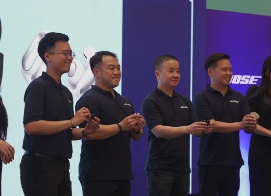 Resmi Rilis di Indonesia Hari Ini, Bose Ultra Open Earbuds Dibanderol 4 Jutaan
