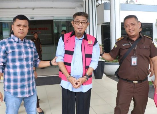 Kini Giliran Mantan Dirut RSUP Adam Malik Ditetapkan Kejari Medan Jadi Tersangka 