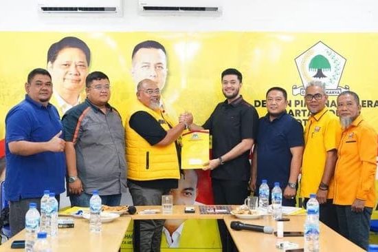 Ketua DPD Hanura Sumut El Adrian Shah Daftar Bacalon Walkot Medan ke Partai Golkar