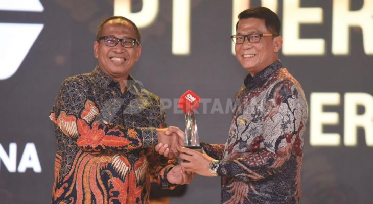 Sukses Perluas Akses Energi, Pertamina Raih Tiga Penghargaan CNN Indonesia Awards 2024