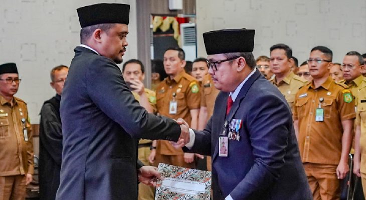Wali Kota Medan Bobby Nasution Melantik Topan Obaja Putra Ginting Menjadi Penjabat (Pj) Sekretaris Daerah