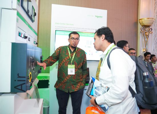 Schneider Electric Hadirkan Solusi Infrastruktur  Data Center yang AI-ready Dan Sustainable di  Indonesia Cloud & Datacenter Convention 2024