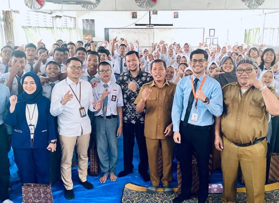 OJK Tingkatkan Literasi Keuangan Gen Z Melalui Tabungan Simpel Dan Asuransi Kecelakaan Diri