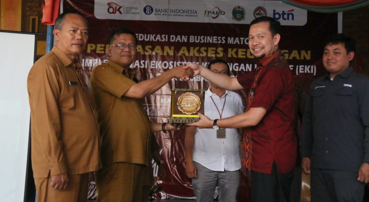 Akses Keuangan Diperluas Melalui EKI, OJK Minta Desa Lumban Bulbul  Semakin Giat Memikat Wisatawan