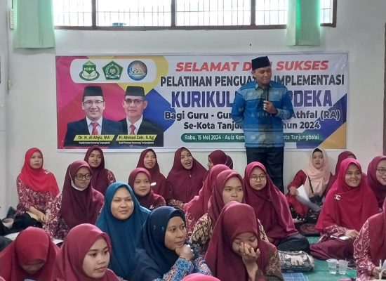 Pelatihan Penerapan Kurikulum Merdeka dan Pengembangan Kurikulum Operasional Madrasah di Tanjungbalai