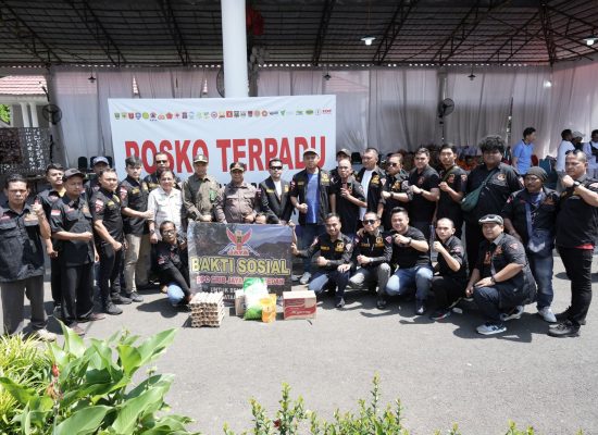 Ketua DPC GRIB Jaya Kota Medan, Rudy Ginting Beserta Jajaran Pengurus Serahkan Bantuan Terdampak Bencana Banjir Bandang Tanah Datar