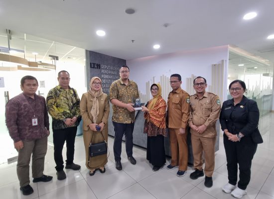 dr Susanti Konsultasikan Layanan Unggulan Stroke dan Jantung RSUD dr Djasamen Saragih ke Bappenas