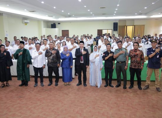 Wali Kota menghadiri pelantikan anggota PPS se-Kota Pematangsiantar