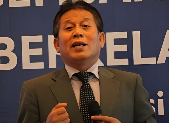 Prof. Dr. Syawal Gultom: Jadilah Lulusan Hebat dan Kontributif