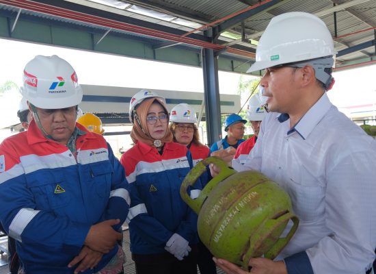Uji Berat Tabung LPG 3 Kg, Pertamina Patra Niaga Regional Sumbagut dan Pemprov Sumatera Utara Sidak SPBE