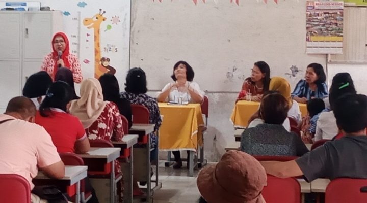 SD Negeri 068003 Perumnas Simalingkar Sosialisasikan Implementasi Kurikulum Merdeka kepada Wali Murid