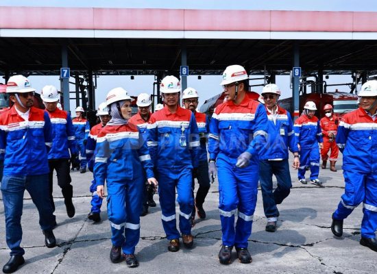 Pastikan Keamanan Pasokan Energi, Komut dan Dirut Pertamina Turun Langsung Cek Kesiapan di Lapangan