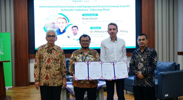 Schneider Electric Donasikan Panel Listrik dan Alat Uji Elektrikal untuk Universitas Sebelas Maret