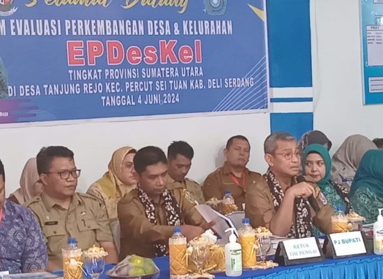 Camat Percut Sei Tuan Diapresiasi Tim Penilai Desa Terbaik Se Sumatra Utara