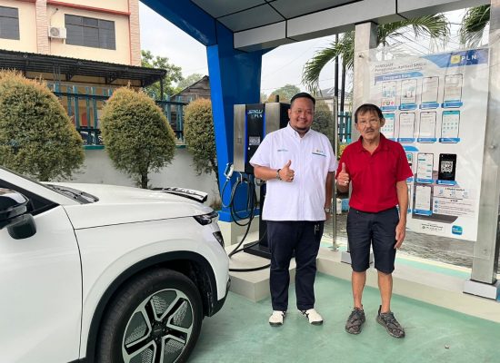Pengalaman Mengisi Daya Mobil Listrik di SPKLU PLN Binjai : Mudah dan Cepat