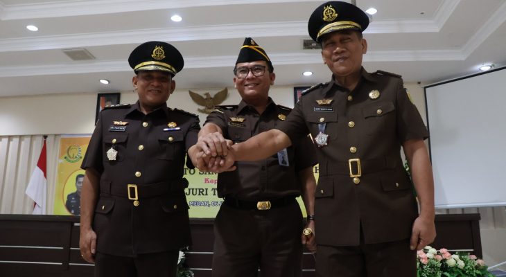 Lantik Kasubbagbin, Kajari Medan: Tingkatkan Disiplin dan Etos Kerja Guna Tingkatkan Kualitas Pelayanan Publik