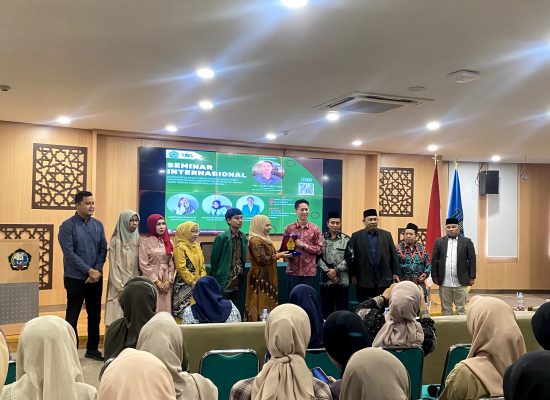 HMJ SA FIS UIN-SU Hadirkan Konsulat Jenderal Jepang Pada Seminar Internasional.