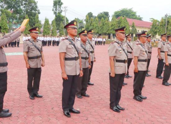 Kapolres Serah Terima Jabatan Kasat dan Kapolsek, Kapolsek Kota Kuala Simpang di Jabat IPTU Safrizal