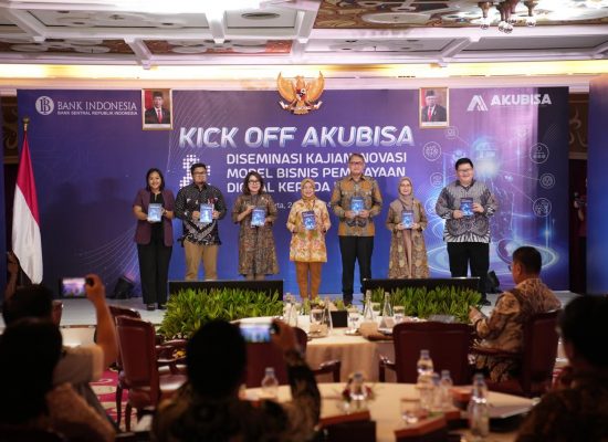 Bank Indonesia Bersama OJK Luncurkan Buku kajian Inovasi Model Bisnis Pembiayaan Digital UMKM