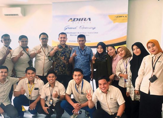 Resmikan Satellite Wahau-Berau di Kalimantan Timur, Adira Finance Kian Lebih Dekat dengan Pelanggan Setia