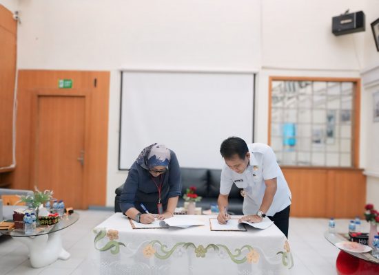 Peran BUMN Dalam Kemerdekaan RI, PLN UP3 Padangsidimpuan Paparkan Kondisi Kelistrikan ke Bupati Padang Lawas