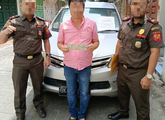 KPP Pratama Medan Timur Sita Mobil  Penunggak Pajak